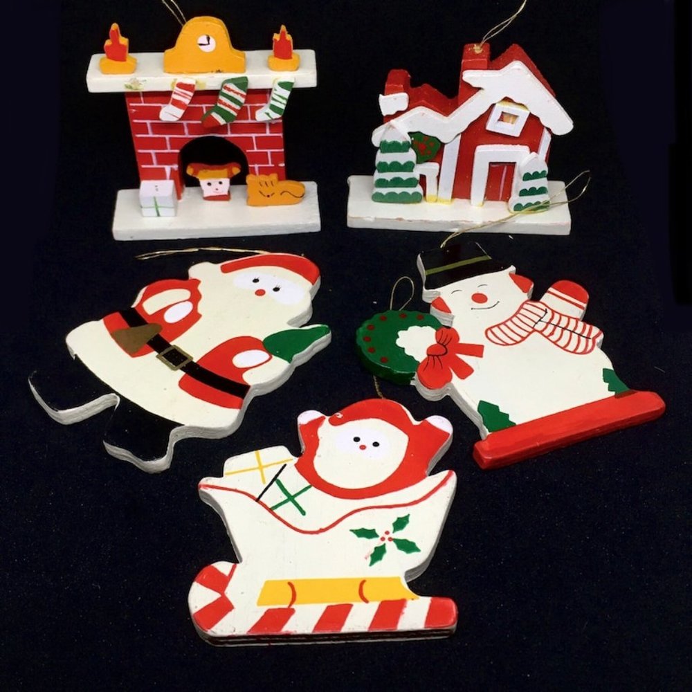 Vintage 1960s Lot of 5 Folk Art Handmade Wooden Christmas Tree Ornaments Santa